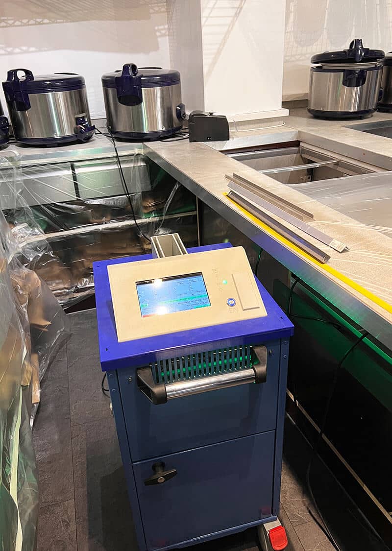 Disinfection in kitchens-2 DCXplus ambulance HP Labortechnik 9
